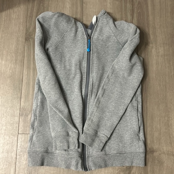Grey Ivivva sweater - Picture 3 of 3